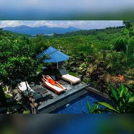 Château de Alibaug residential property on propfynd